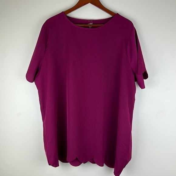 Tickled Teal Woman’s Top 2X crewneck tulip hem and tulip sleeves pink polyester - Picture 1 of 5